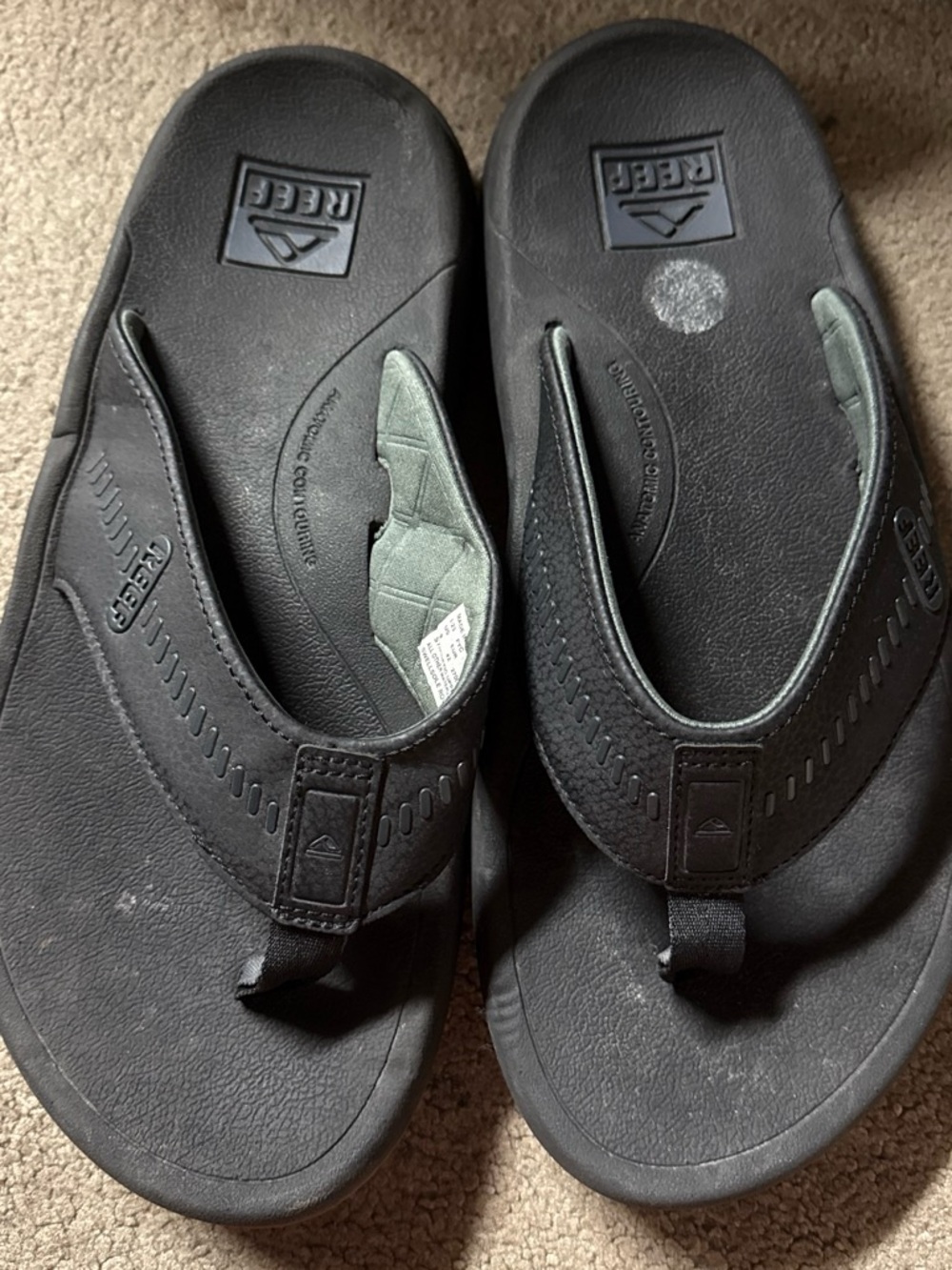 Reef Men's Cushioned Flip-Flops size 9